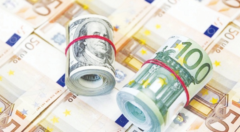 Dolar güne 8,35 seviyesinden başladı; euro 9,88