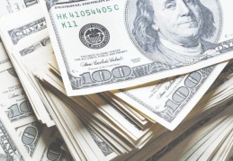 Dolar tarihi zirvesine yürüyor