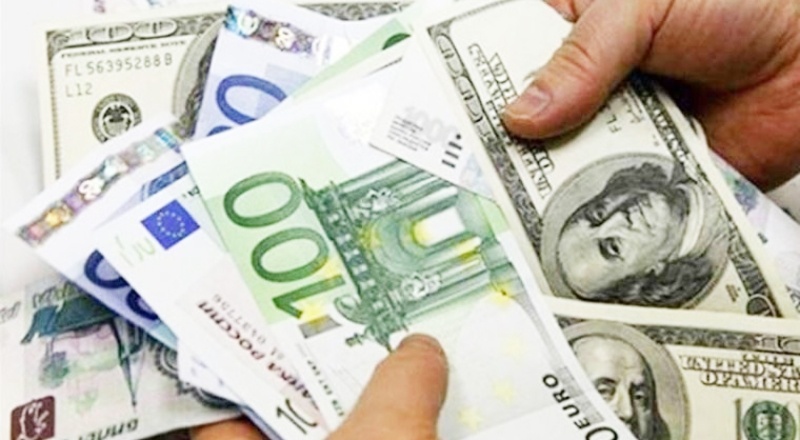 Dolar ve Avro'da düşüş devam ediyor