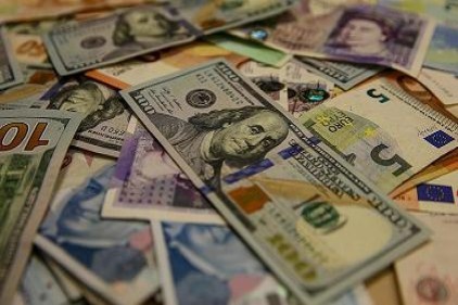 Dolar ve EURO tüm zamanların rekorunu kırdı