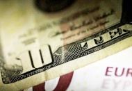 Dolar ve Euro yeniden tırmanışa geçti