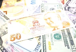 Dolar, yeni haftada 7,50 seviyesinin altında: Piyasada hacimler düşük seyrediyor