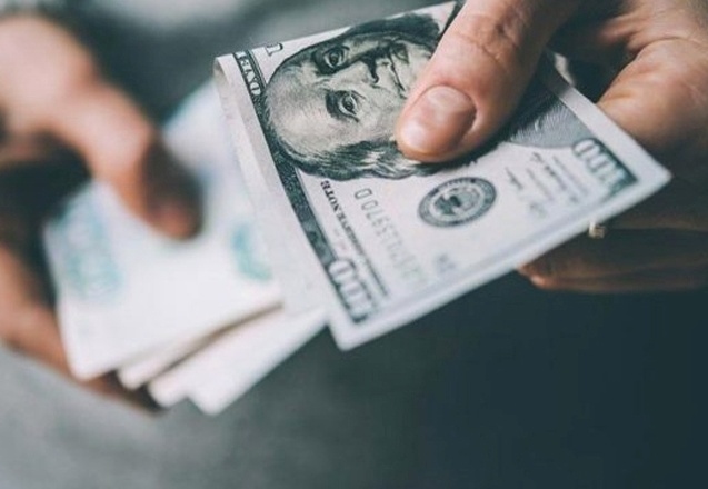 Dolar, yeni haftaya 7.34 TL seviyesinden başladı