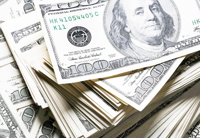 Dolardaki artış akaryakıt fiyatlarına yansıyacak