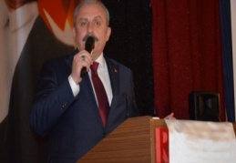 Doları basan, fiyatını belirleyen biz değiliz