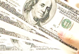 Dolar/TL kurundaki hızlı yükseliş tüketiciye nasıl yansıyacak, enflasyon nasıl etkilenecek?