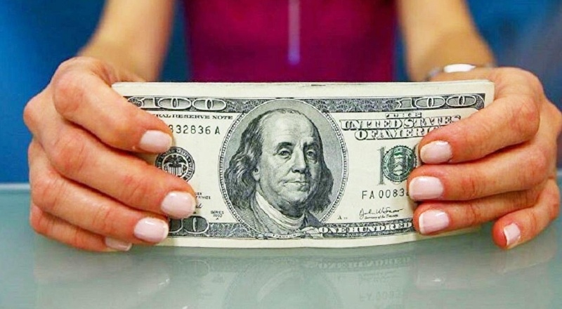 Dolar/TL yeni haftaya rekor seviyeden başladı