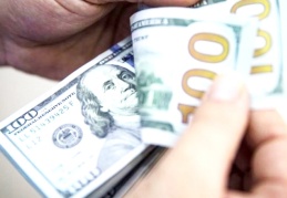 Döviz kurlarında yükseliş devam ediyor; dolar 14,57