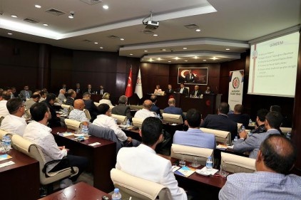 Döviz kurlarının makul seviyelere gelmesi en büyük temennimiz