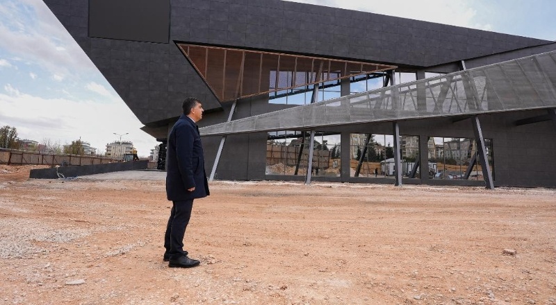 D.T. Şehitkamil Sahnesi’nin yapımında sona gelindi