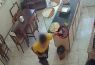 Dükkan tezgahlarında unutulan telefonlar hırsızların hedefi oldu