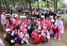 Dülük Tabiat Parkı’nda piknik şöleni vardı