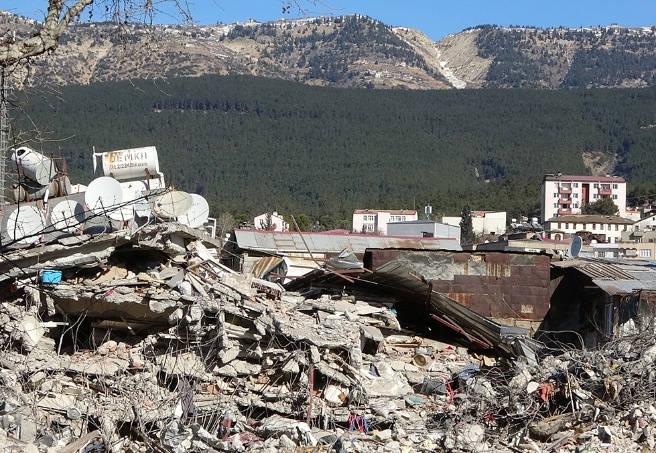 Dünya Bankası: “Türkiye’deki deprem hasarının maliyetinin 34 milyar doları aşması bekleniyor”