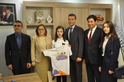 Dünya barışının bütün dünya çocukları için çok önemli