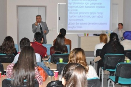 Dünya bize atalarımızın mirası değil gelecek nesillerin bir emanetidir