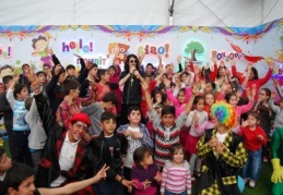 Dünya çocukları, Şehitkamil Belediyesi Çocuk Bahçesi standında eğlendi