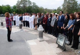 Dünya Ebe ve Hemşireler Günü kutlanıyor