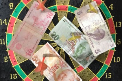 Dünya Ekonomi Basını: TL tüm zamanların en düşüğünde 