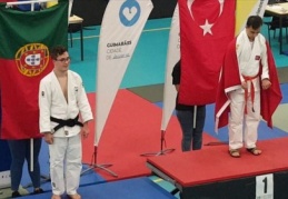 Dünya Judo Şampiyonası'nda altın madalya kazandı