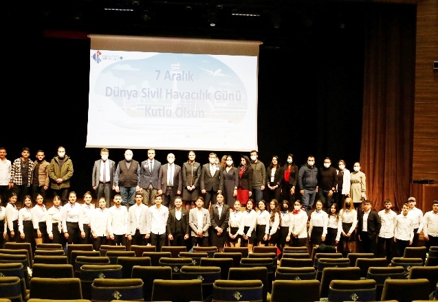 Dünya Sivil Havacılık Günü Hasan Kalyoncu Üniversitesi’nde kutlandı