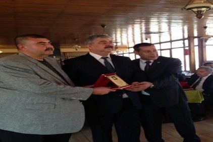Dünyada 1 milyar yoksul 300 milyon aç insan var
