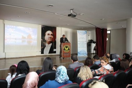 Dünyada, çocuk bakımı ve anne baba tutumu değişiyor