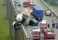 Dünyada her yıl 1,24 milyon kişi kara yollarında geçirdiği kaza sonucu ölüyor