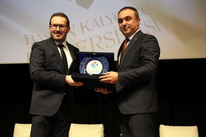&#8220;Dünyada sağlık hizmetleri açışından örnek bir ülkeyiz&#8221;