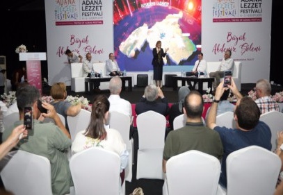 Dünya’daki pastadan hakkımızı almak zorundayız