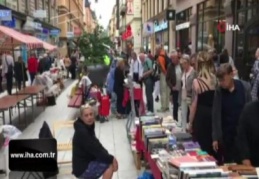 Dünyanın en uzun kitap stantları İsveç'te kuruldu