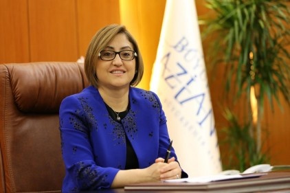 Dünyanın ilk 10 ekonomisi arasına girme hedefi sadece erkeklerin çabasıyla olmaz