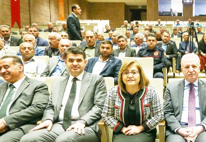 Dünyaya baktığımızda en önemli gündem maddelerinden bir tanesi iklim değişikliği