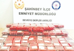 Durdurulan araçtan 38 bin adet bandrolsüz ilaç çıktı