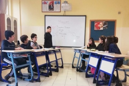 Düşüncelerini ifade etme ve savunma becerisi kazandılar