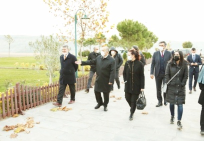 Düzbağ Projesi için Gaziantep’e gelen yazar ve medya mensupları HKÜ’yü ziyaret etti