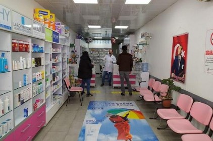 Eczaneden Korona virüse karşı ultraviyole ışık önlemi