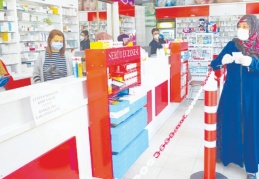 Eczaneler, ayakta kalma  mücadelesi veriyor