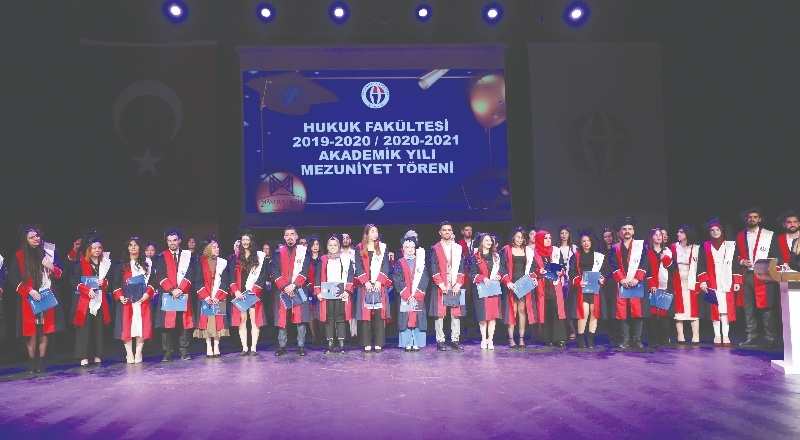 Eğitim kendini yenilemenin en önemli yollarından biridir