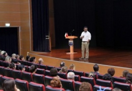 “Eğitimin Geleceği, Geleceğin Eğitimi” konulu seminer