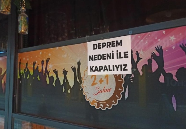 Eğlence mekanları depremler dolayısıyla kapatıldı