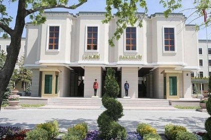Eğlence yerlerine geçici kapatma kararı