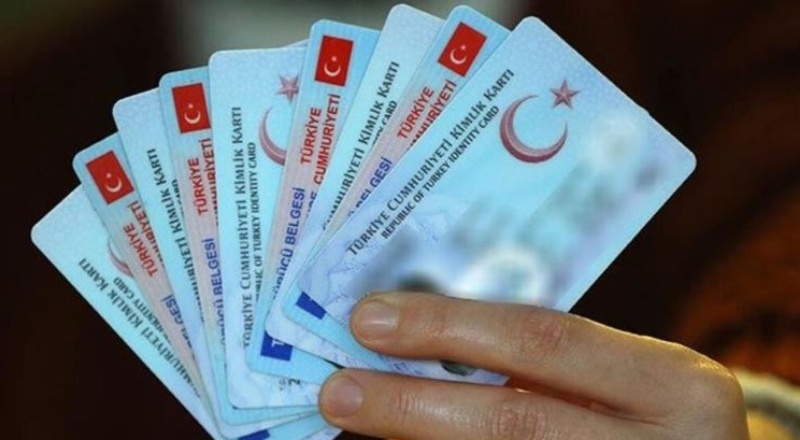 Ehliyet ve kimlikte yeni dönem resmen başladı