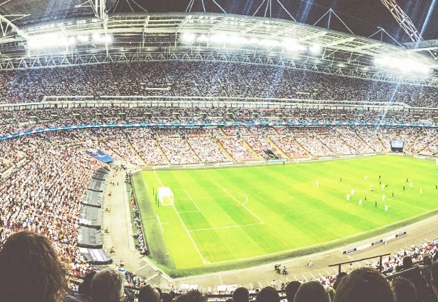 Ekim’den itibaren maçlar seyircili