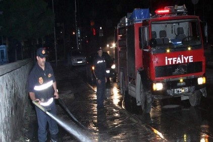 Ekipler sabaha kadar çalıştı