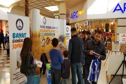 Ekmeği çöpe atmayın!