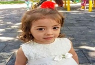 Ekmek almaya giden küçük kıza otomobil çarptı 