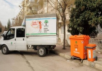 ‘Ekmek toplama’ kampanyası takdir topluyor