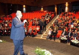 “Ekonomi hep böyle gidecek değil”