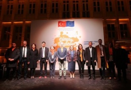 Ekonomik kalkınmanın kilidi kadınlardır