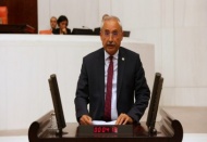 “Ekonomik kriz, atama sorunuyla boğuşuyor”